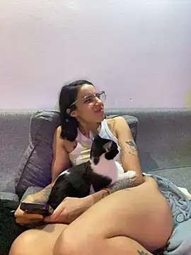 Czat XXX na żywo – Poison_Ivy_29