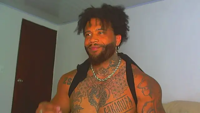 ragnar0825n Live XXX chat