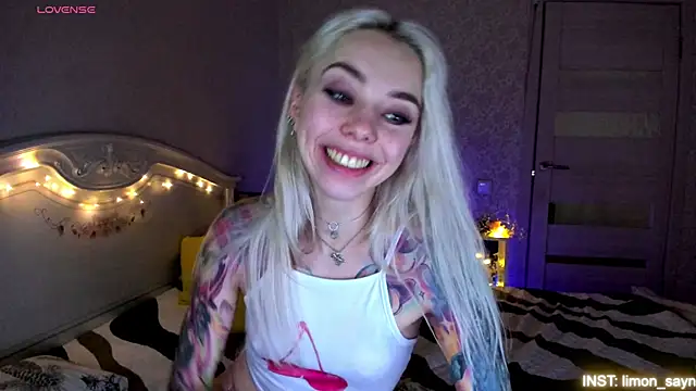 LillyMoure_ Live XXX-Chat