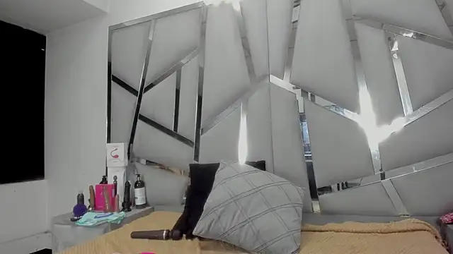 Catherinee69_xn Live XXX chat