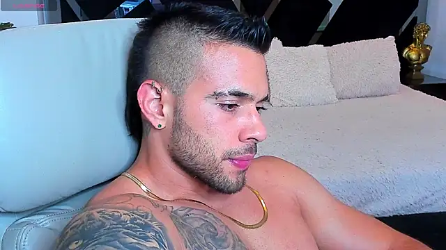 Raytorres Live XXX-Chat