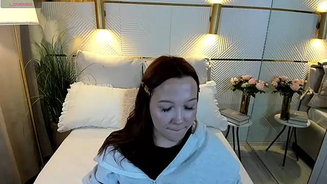 Онлайн чат XXX Katie_Ray