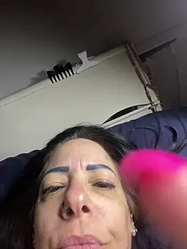 Ginevra_75 – Naživo XXX chat
