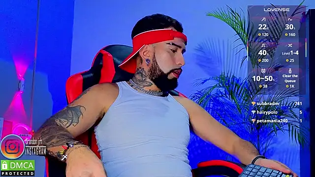 Chat +18 de Diilanhott ao vivo