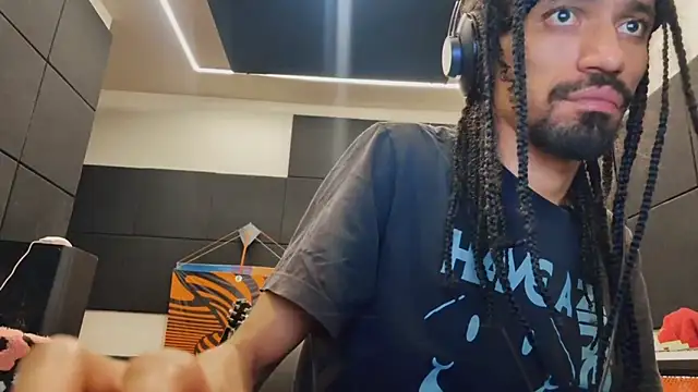 FavelaDaddyCum 라이브 XXX 채팅
