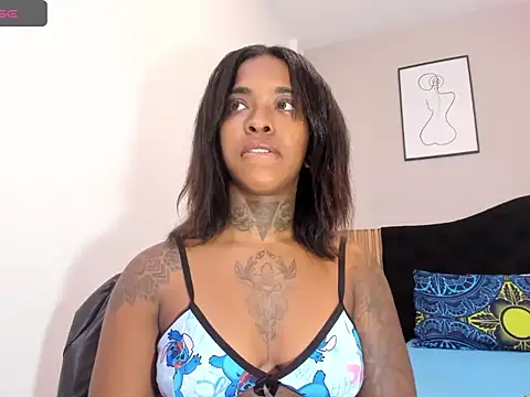 XXX chat uživo modela Pauline_Fox