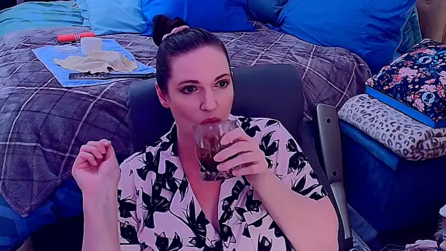 แชท XXX สดของ ninajaymes