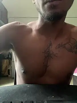 BigBoylauda Show in webcam