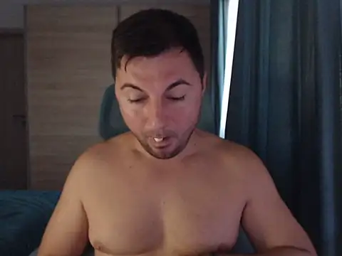 HankMalone Chat XXX live