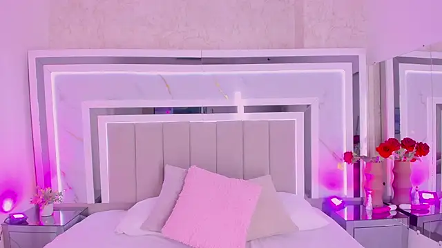 دردشة EmilyCruz- الجنسية المباشرة