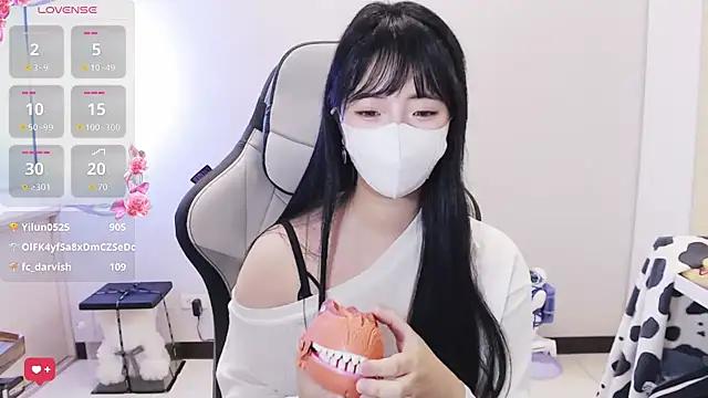 Czat XXX na żywo – Nina_777_