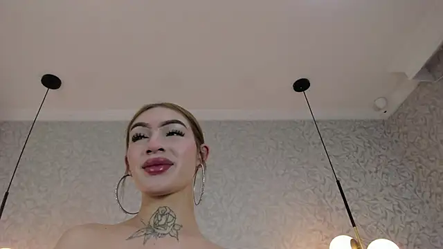 Вебкам-шоу lizz_lunna
