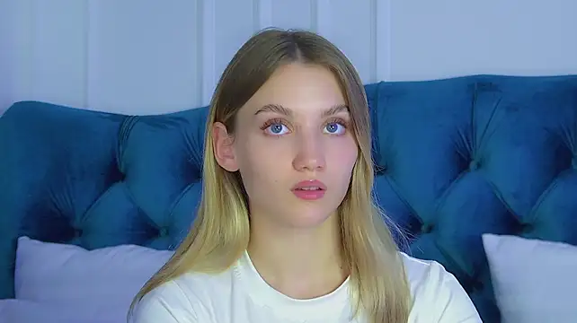 Онлайн чат XXX StacyEvances