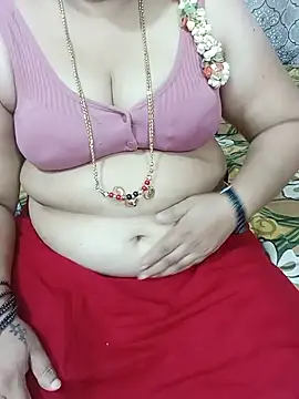 Kannadasexywifes Adlı Modelin Canlı XXX Sohbeti