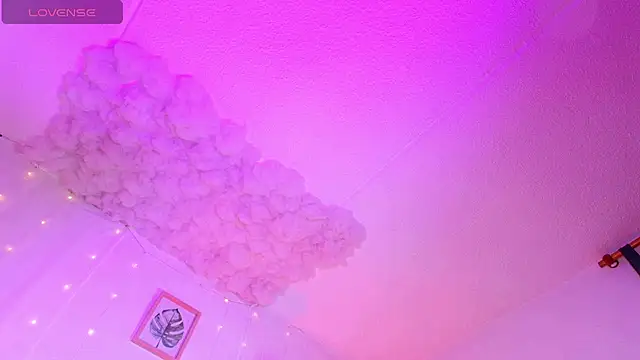 Sara_Jhonson 即時 XXX 聊天