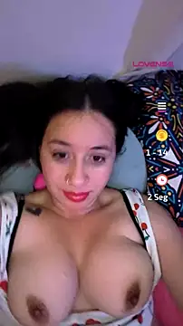 Annie_loveer লাইভ XXX চ্যাট