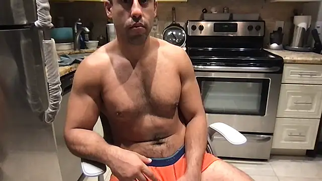 צ'אט XXX בשידור חי של BigGuyMuscle