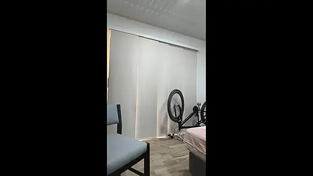 sky_dancers Chat XXX live