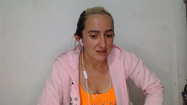 DeepAnal07 Chat XXX in diretta