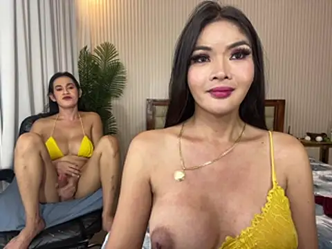 دردشة StripchatQUEENS الجنسية المباشرة