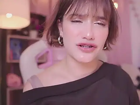 lLiaMackenzie1_ 라이브 XXX 채팅