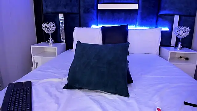 MeganR_'s Live XXX Chat