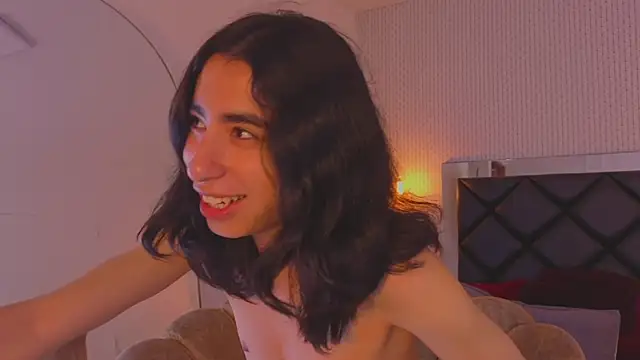 ryo_light Adlı Modelin Canlı XXX Sohbeti
