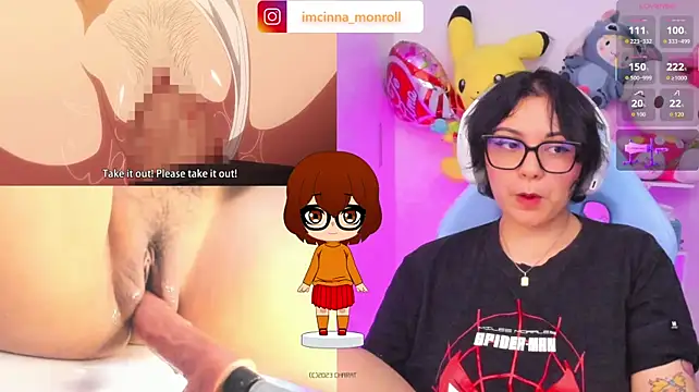 cinna_monroll élő XXX-chatje