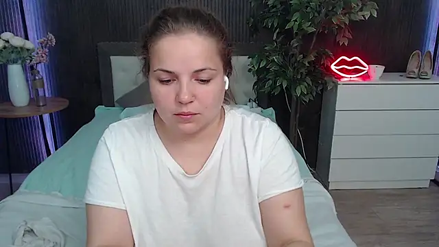 Crazyy_girl_ Adlı Modelin Canlı XXX Sohbeti