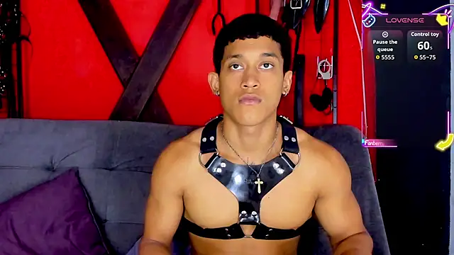 adan_222 Live XXX Chat