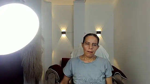 Milf_karlye's Live XXX Chat