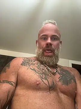 Muscledick40 élő XXX-chatje