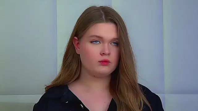 XXX chat uživo modela CrystalLyons