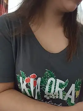 Tanha18's Live XXX Chat