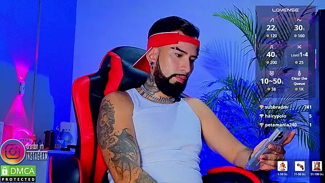 Diilanhott Adlı Modelin Canlı XXX Sohbeti