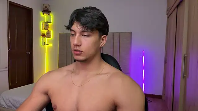 CHRIS_MORGAN1: онлайн-секс-чат