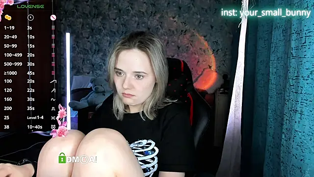 Czat XXX na żywo – Your_small_bunny