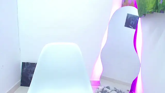 دردشة BearishMajor الجنسية المباشرة