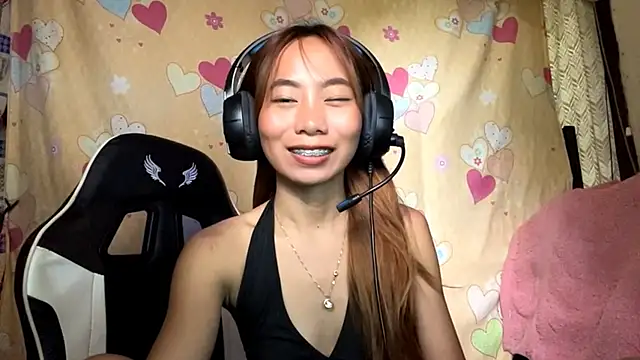PiaSwida 现场XXX聊天