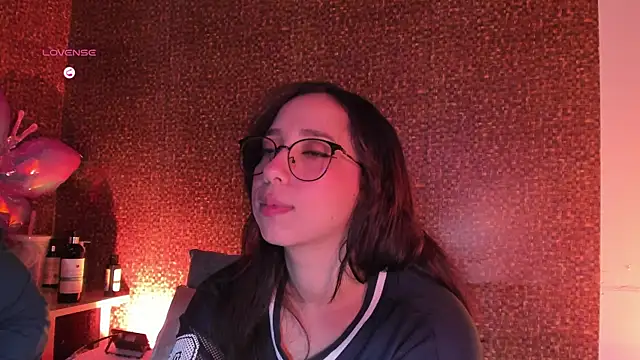 Czat XXX na żywo – Apartment28