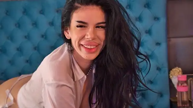 LucianaDelSol's Live XXX Chat