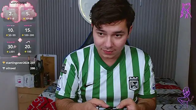Julian_Smith21's Live XXX Chat