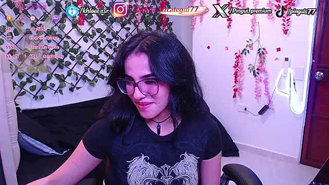 Chat +18 de khloe_srr ao vivo