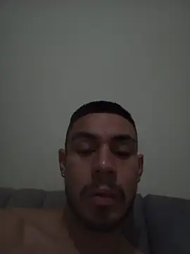 Taylor_DiamondBoy Live XXX-chat