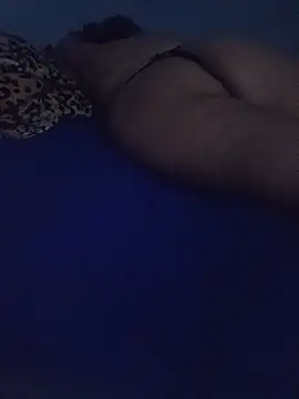 Онлайн чат XXX Anasafiraaa