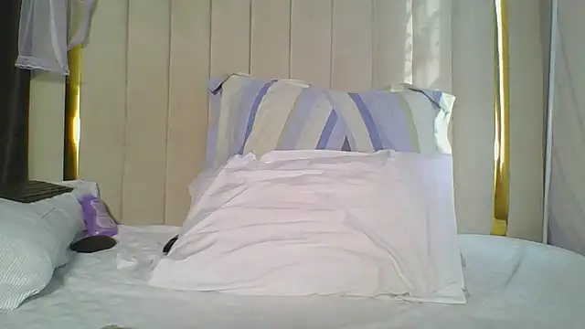 CuteJ's Live XXX Chat