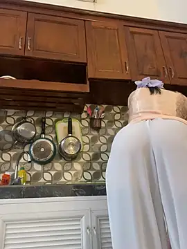 دردشة ___Erin___ الجنسية المباشرة