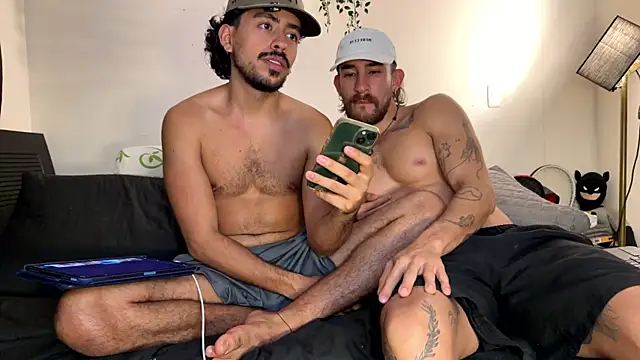 Aaron_wheel – Live XXX-chat