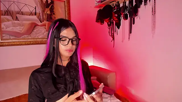 VeronicaSmith_OS Adlı Modelin Canlı XXX Sohbeti