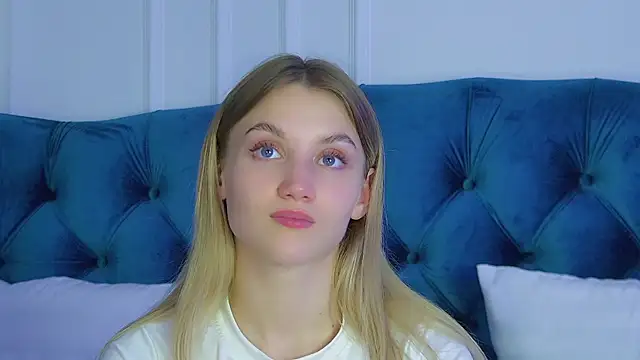 XXX chat uživo modela StacyEvances